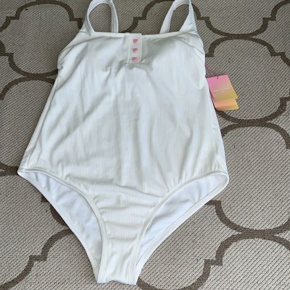 Stoney Clover Lane XTarget white ribbed one piece cheeky high leg swimsuit - Picture 4 of 17